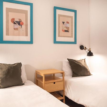 Spacious & Sunny Apt With Terrace In The City Center Barcelona Kültér fotó